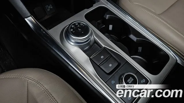 Ford Explorer 2021 thumb 12