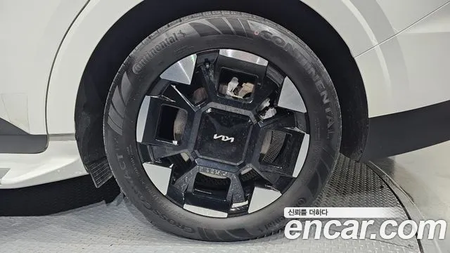 Kia Carnival 2024 thumb 10