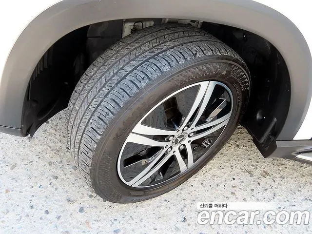 Mercedes-Benz E-Класс 2020 thumb 8