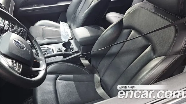 KGM Rexton 2021 thumb 10