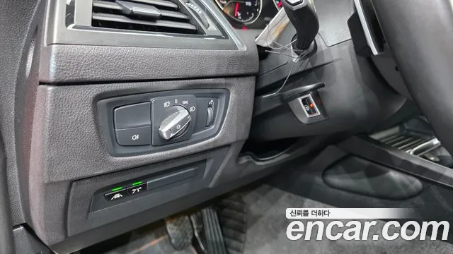 BMW M2 2019 thumb 8