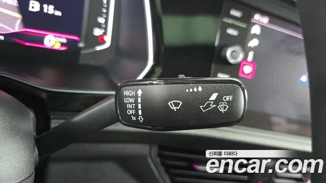 Volkswagen Jetta 2023 thumb 8