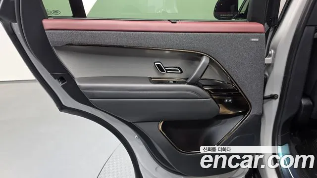 Land Rover Range Rover Sport 2024 thumb 8