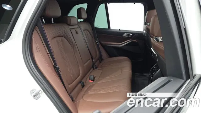 BMW X5 2025 thumb 12