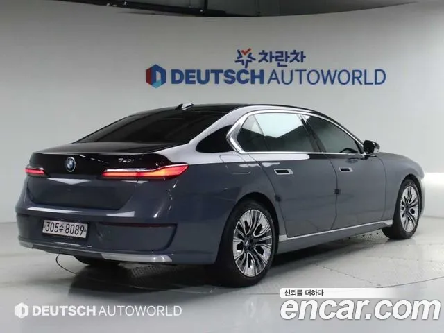 BMW 7 серии 2023 thumb 2