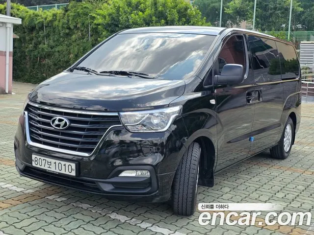 Hyundai Staria 2019 thumb 8