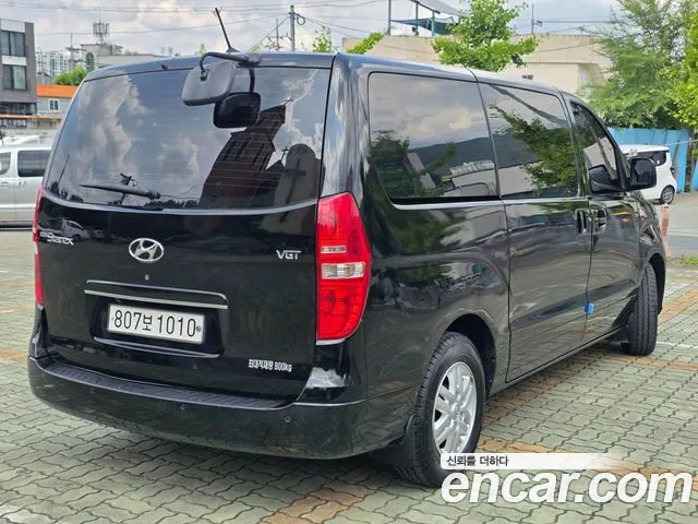 Hyundai Staria 2019 thumb 5