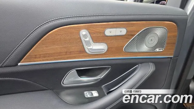 Mercedes-Benz GLS 2021 thumb 10