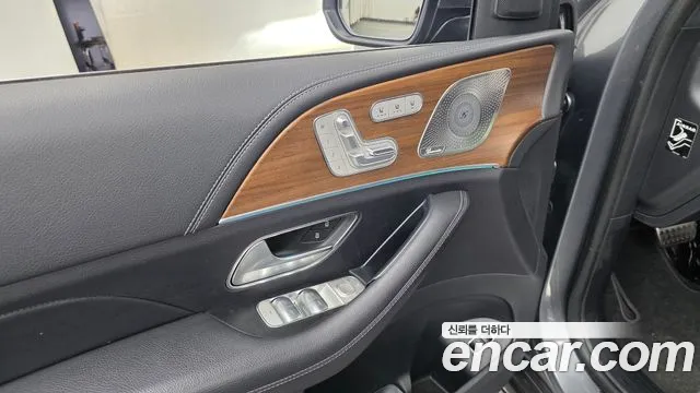 Mercedes-Benz GLS 2021 thumb 4