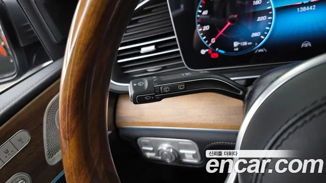 Mercedes-Benz GLS 2021 thumb 11