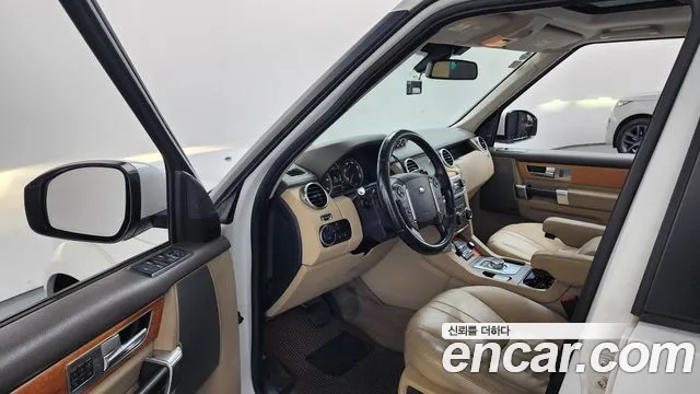 Land Rover Discovery 2014 thumb 3