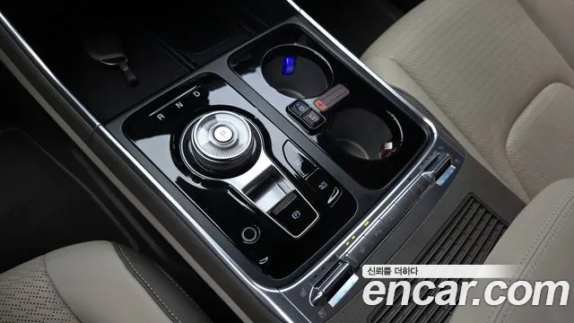 Kia Carnival 2024 thumb 9