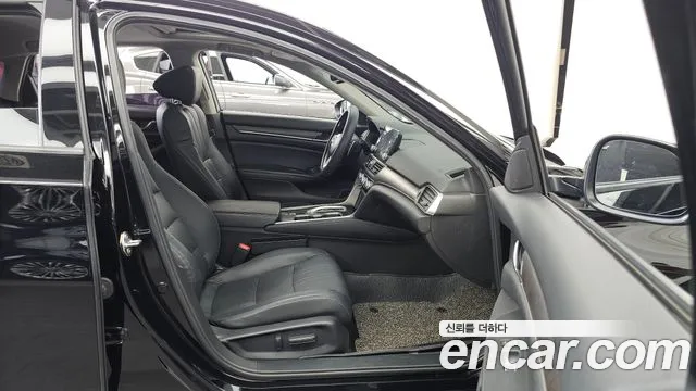 Honda Accord 2018 thumb 12