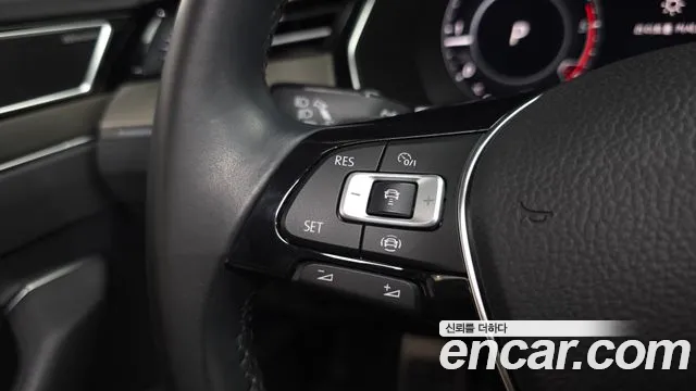 Volkswagen Arteon 2019 thumb 2