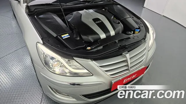 Hyundai Genesis 2011 thumb 11