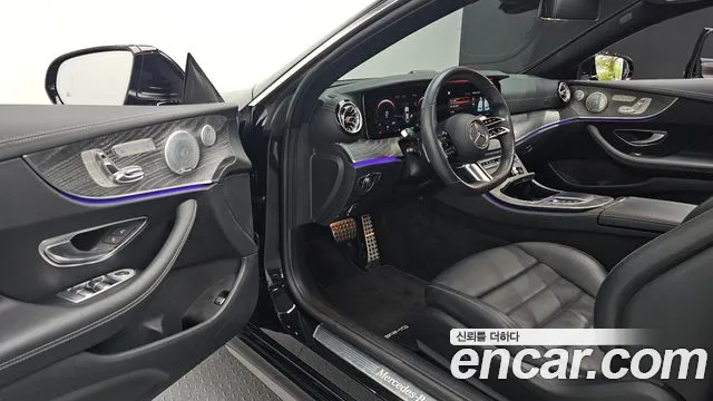 Mercedes-Benz E-Class 2021 thumb 8