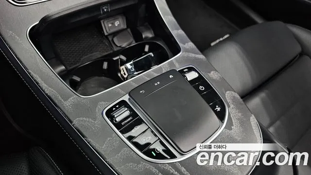 Mercedes-Benz E-Class 2021 thumb 5