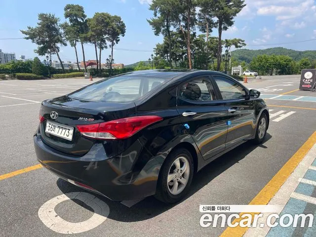 Hyundai Avante 2011 thumb 2