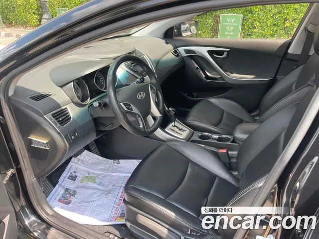 Hyundai Avante 2011 thumb 6