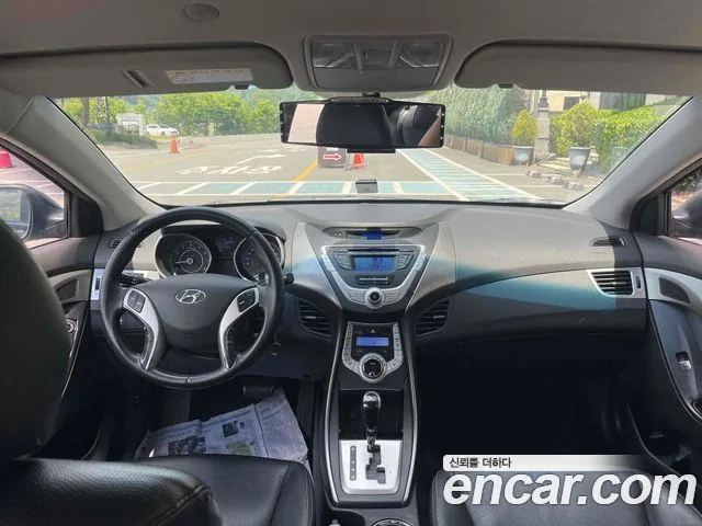 Hyundai Avante 2011 thumb 9