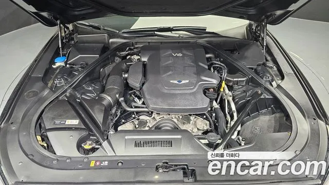 Genesis G80 2016 thumb 8