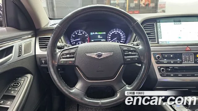 Genesis G80 2016 thumb 2