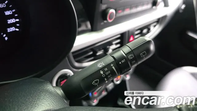 Kia Morning 2017 thumb 10