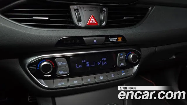 Hyundai i30 2020 thumb 6