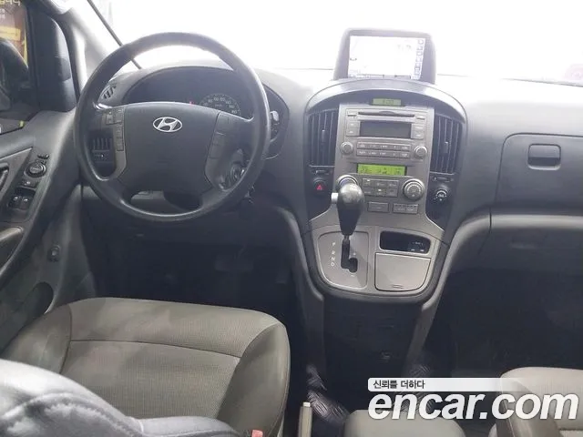 Hyundai Staria 2010 thumb 2