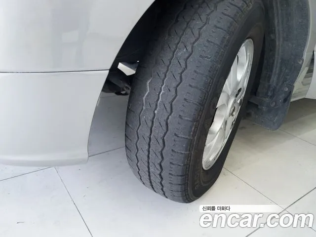 Hyundai Staria 2010 thumb 7