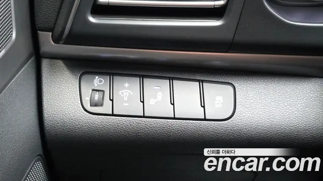 Hyundai Elantra 2019 thumb 8