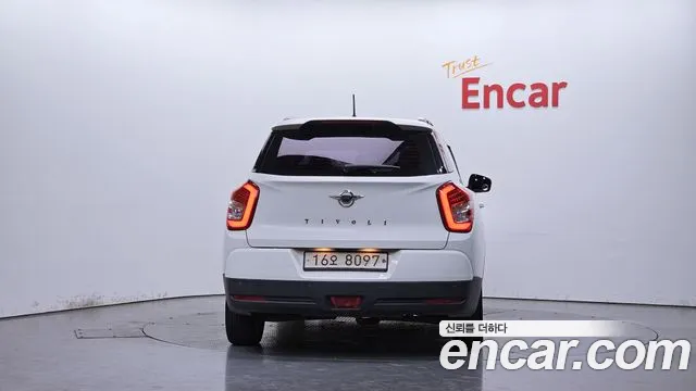 KGM Tivoli Air 2017 thumb 5