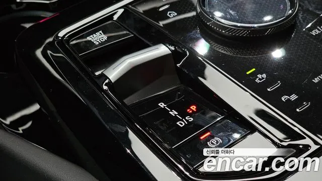BMW 5 серии 2024 thumb 11