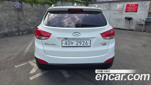 Hyundai Tucson 2010 thumb 6