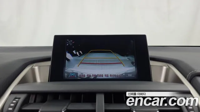 Lexus NX 2015 thumb 9