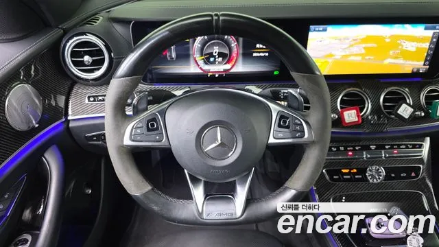 Mercedes-Benz E-Class 2018 thumb 7