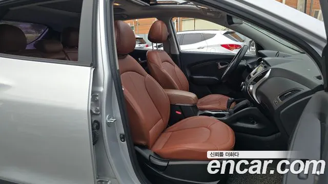 Hyundai Tucson 2012 thumb 11