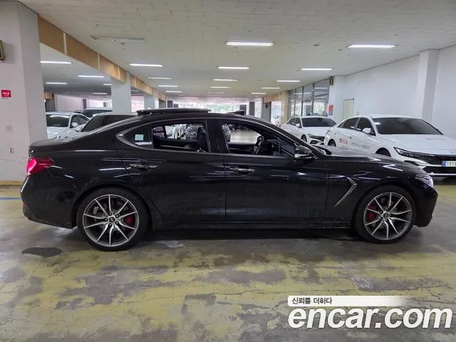Genesis G70 2018 thumb 9