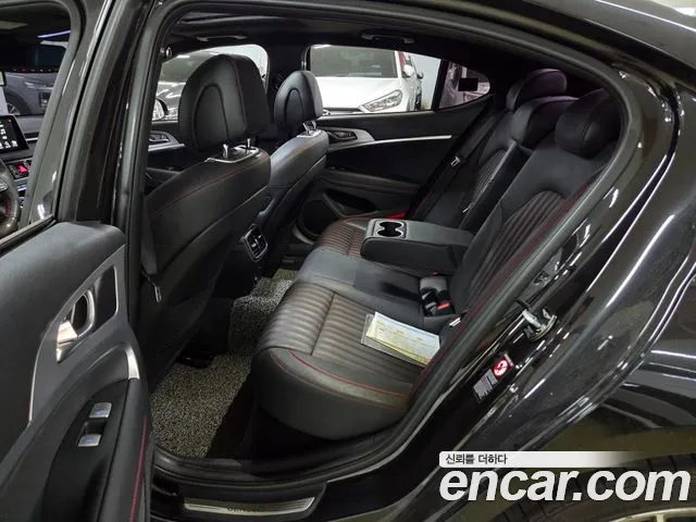 Genesis G70 2018 thumb 4