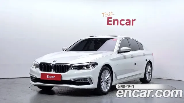 BMW 5 серии 2018 thumb 3