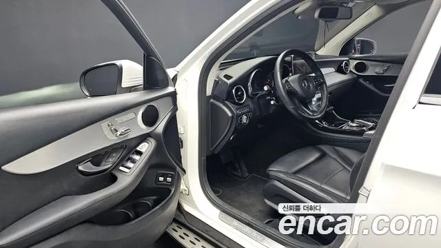 Mercedes-Benz GLC 2018 thumb 5