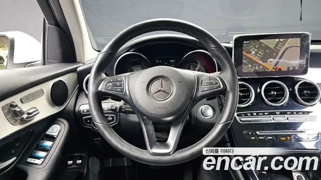 Mercedes-Benz GLC 2018 thumb 10
