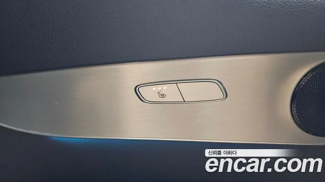 Mercedes-Benz GLC 2018 thumb 3