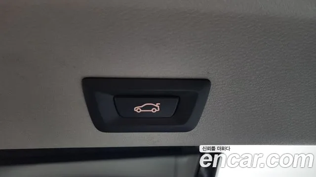 BMW X4 2015 thumb 3