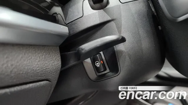 BMW X4 2015 thumb 12