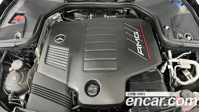Mercedes-Benz AMG GT 2025 thumb 10