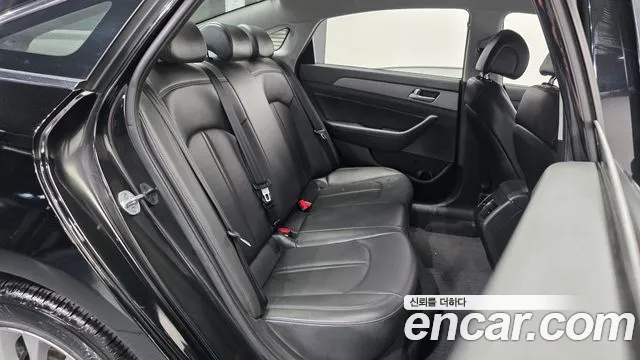 Hyundai LF 2016 thumb 4