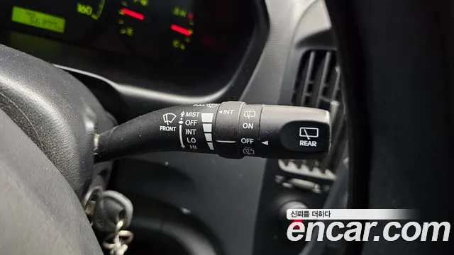 Hyundai Staria 2015 thumb 4