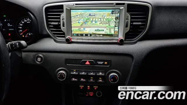 Kia Sportage 2016 thumb 10
