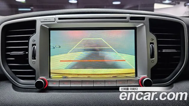 Kia Sportage 2016 thumb 8